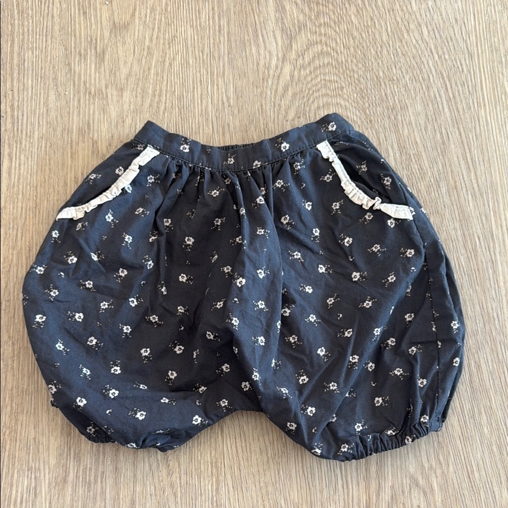 Louise’s Floral Print Black/Grey Bubble Shorts